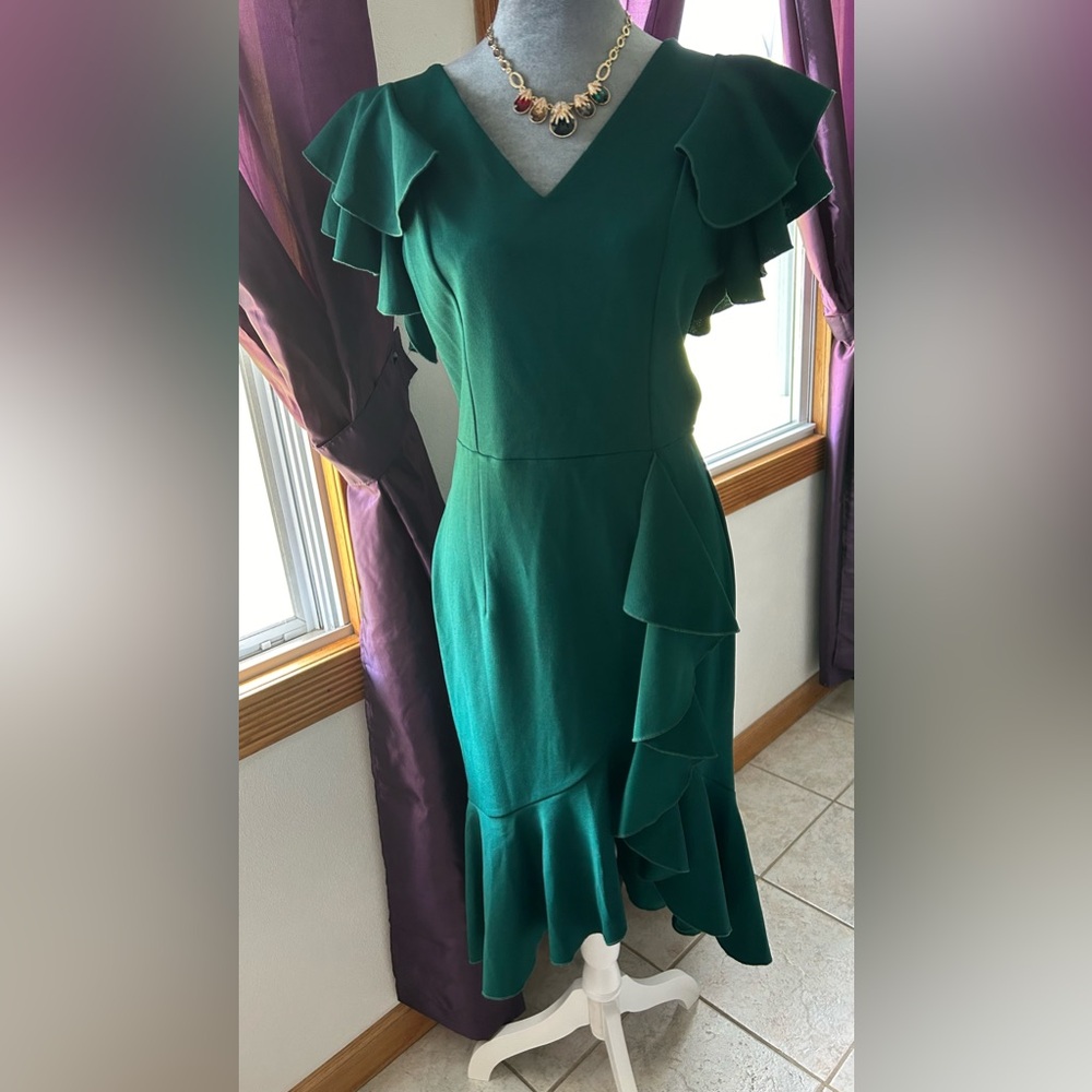 Cocktail, formal dress size medium - Picture 10 of 17